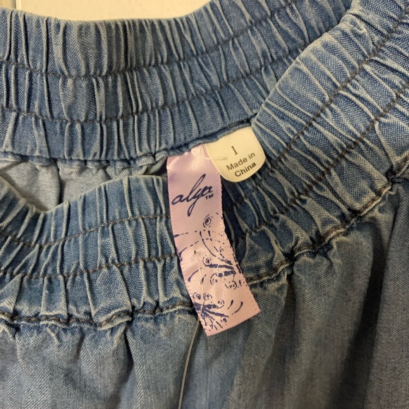 Francesca’s top - Picture 4 of 5